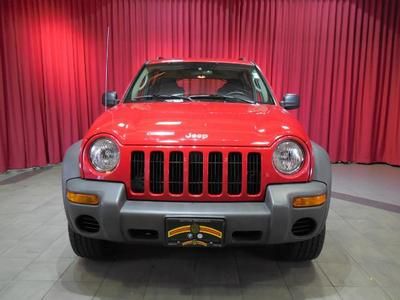 4dr Sport 4W Manual SUV 2.4L CD 4X4 4-Wheel Disc Brakes AM/FM Stereo, image 4