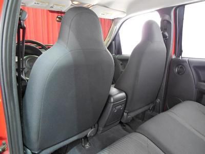 4dr Sport 4W Manual SUV 2.4L CD 4X4 4-Wheel Disc Brakes AM/FM Stereo, image 22