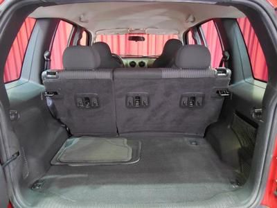 4dr Sport 4W Manual SUV 2.4L CD 4X4 4-Wheel Disc Brakes AM/FM Stereo, image 23