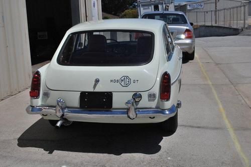 MGB GT RECENT RESTORAL, BEAUTIFUL WHITE PAINT, CHROME WIRE WHEELS, US $16,500.00, image 10