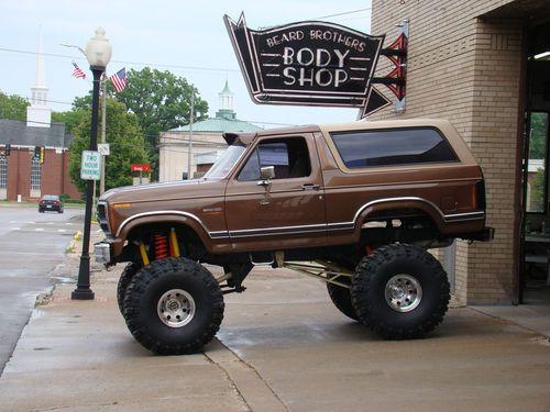 1983 Ford bronco seats