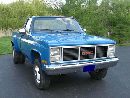 Gmc k3500 dually 2 door pickup 4x4