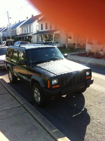 1998 jeep cherokee limited sport 5spd 4-door 4.0l xj 100,000 miles rare manual