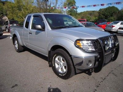 2009 frontier se, king cab, automatic, 4.0l v6, 4wd, a/c, pw, pl, 46k miles