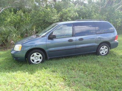 2006 ford freestar van like new