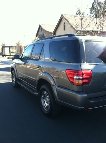 2004 toyota sequoia limited sport utility 4-door 4.7l