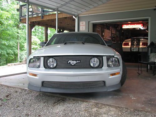 2006 ford mustang gt coupe 2-door 4.6l