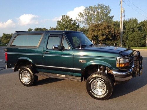 1994 ford bronco xlt 56k actual miles stunning!