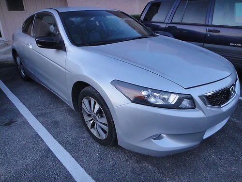 2009 honda accord 2 door ***(42980)**mils