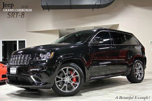 2012 jeep grand cherokee srt8 4x4  luxury group ii panoramic sunroof wow$$$$