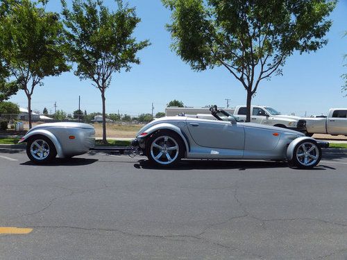 2001 silver plymouth prowler w/matching trailer 4k original mi excellent condit.