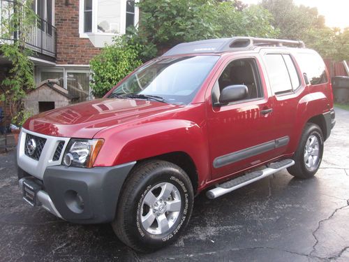 2012 nissan xterra s sport only 1,058 miles! new original tires!!!!!!