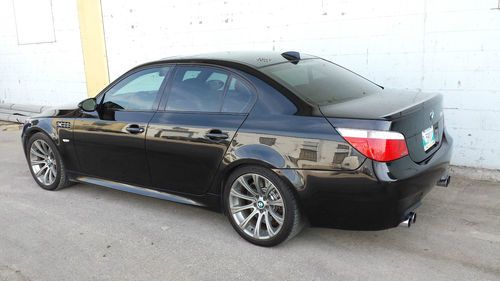 2006 bmw m5 base sedan 4-door 5.0l