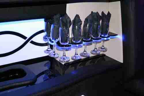 limo limousine 2006 Lincoln Town Car limo 180