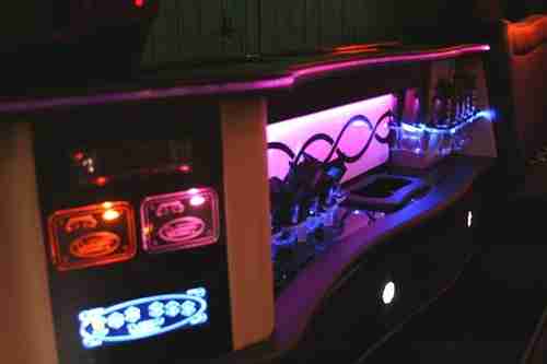 limo limousine 2006 Lincoln Town Car limo 180