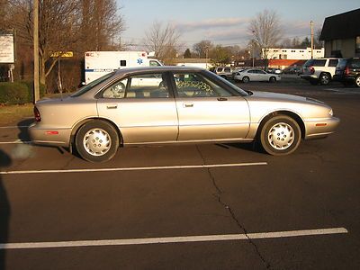 1997 oldsmobile eighty eight ls as-is runs and drives no brakes rust no reserve