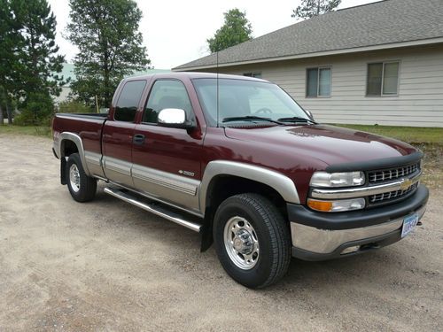 Chevy 2500 silverado ls extended cab 2000 4x4 6l v8 tow package nice clean!