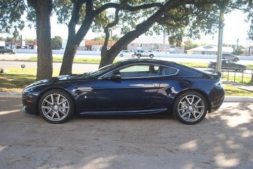 2013 aston martin vantage coupe manual trans