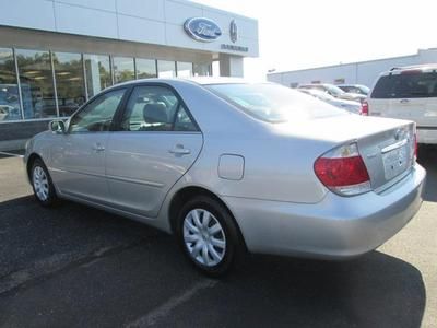 4dr Sdn LE A CD power seats moon roof power windows power locks mp3 audio input, image 3