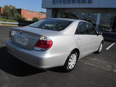 4dr Sdn LE A CD power seats moon roof power windows power locks mp3 audio input, image 4