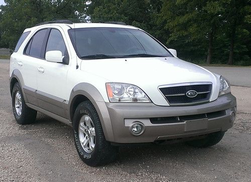 2005 kia sorento ex 4wd excellent shape brand new tires