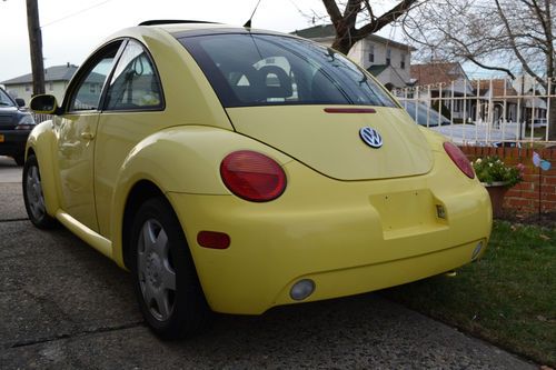 2001 volkswagen beetle gls hatchback 2-door 1.8l