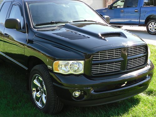 *clean* 2003 dodge ram 1500 quad cab 4x4