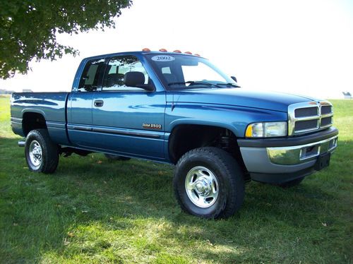 2002 dodge ram 2500 quad cab slt 4x4 cummins diesel 84k miles auto short bed