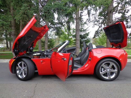 2007 pontiac solstice base convertible 53k miles **red** no reserve clean carfax
