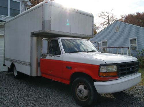 Ford f-350 box truck - uhaul