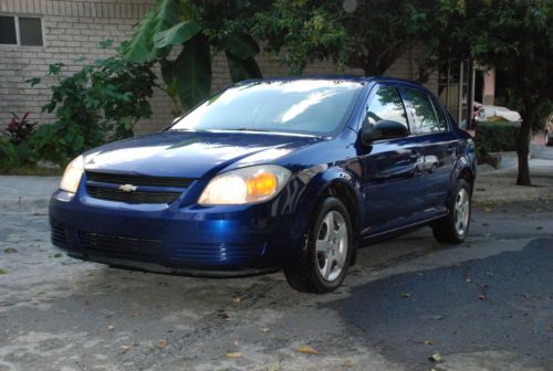 Excellent conditions, sedan, blue, 4 door, automatic, grey interiors