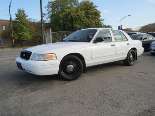 White p71 ex police 141k hwy miles pw pl cruise nice