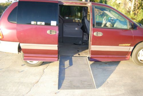 1998 dodge grand caravan wheelchair handicap van low miles