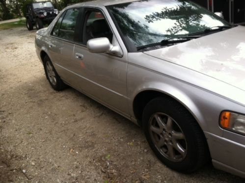 2001 cadillac seville sls sedan 4-door 4.6l