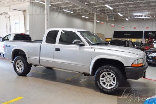 2003 dodge dakota sxt 4x4, 1-owner, club cab, bed liner, auto, cd