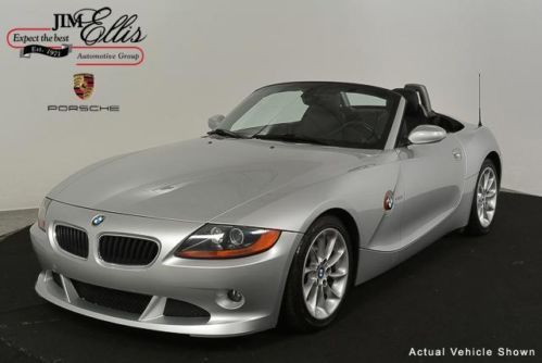Roadster, excellent condition, heated seats, power top, aux input