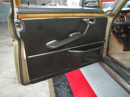 1970 Mercedes Benz 300 SEL 6.3..Garage Find..Original..Absolutely Rust Free !, image 14