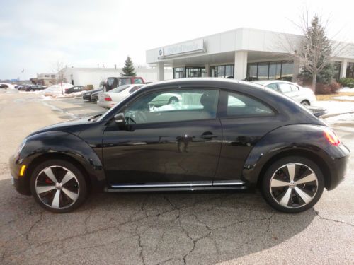 Manual turbo hatchback low miles one owner black/black warranty inspected beetle