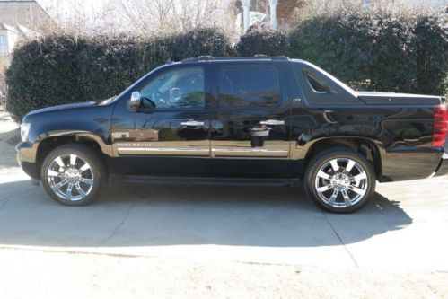 2011 chevrolet avalanche ltz