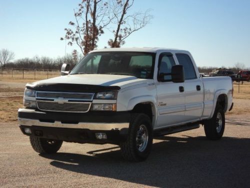 2006 chevy 2500hd 4x4, duramax diesel, lt pkg, cloth, bose, b&amp;w hitch, pwr seat