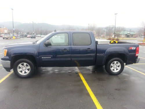 2011 gmc sierra crew cab z71 4x4 40k