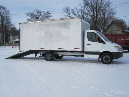 2007 dodge sprinter 3500 w/18 ft landscaper type box turbo diesel only 72k