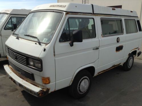 1986 volkswagen vanagon westfalia camper 3-door 2.1l