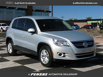 11 volks tiguan sel 2wd cloth  automatic power windows clean carfax 46k miles