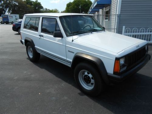 1995 jeep cherokee se sport utility 2-door 4.0l