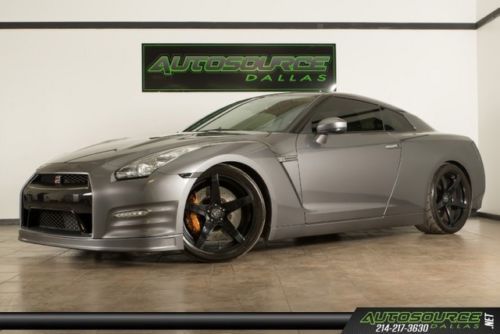 2012 nissan gt-r premium 700 hp