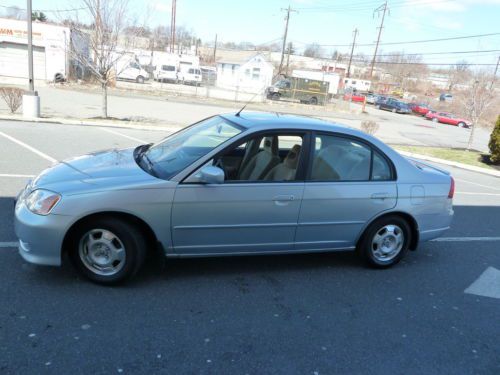 2003 Honda Civic Hybrid 1-Owner No Reserve!!!, image 2