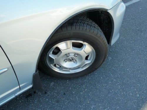 2003 Honda Civic Hybrid 1-Owner No Reserve!!!, image 9
