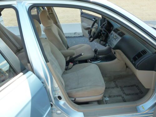 2003 Honda Civic Hybrid 1-Owner No Reserve!!!, image 20