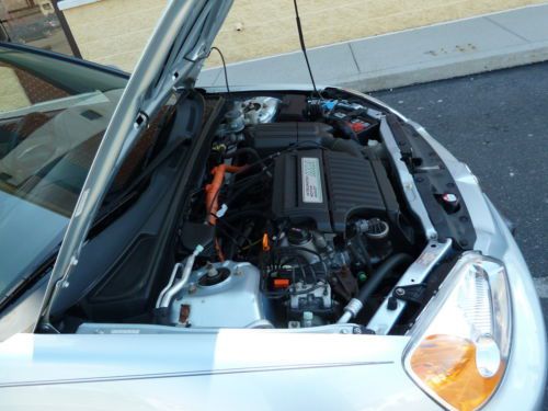2003 Honda Civic Hybrid 1-Owner No Reserve!!!, image 26